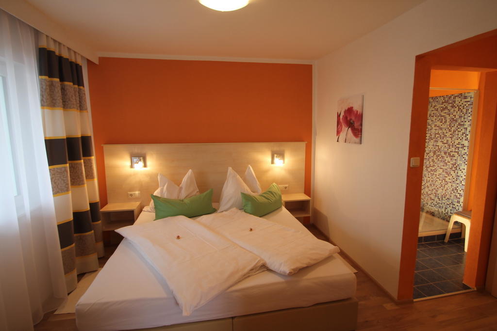 Seepension Neubacher Kg Nussdorf am Attersee Bilik gambar